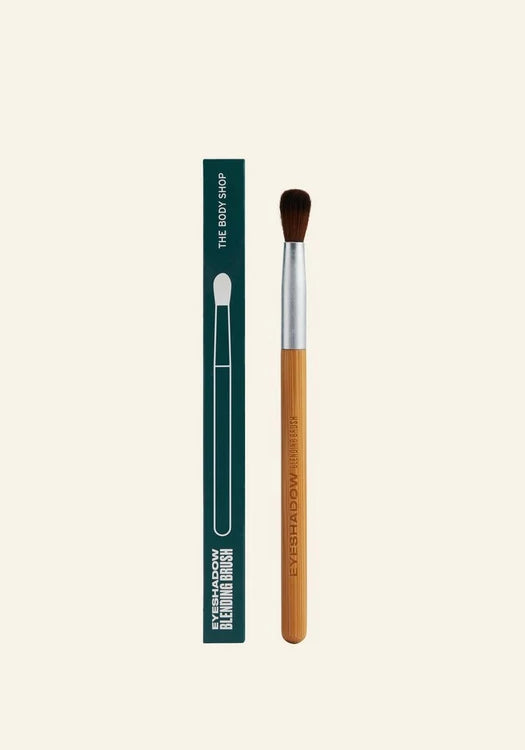 EYESHADOW BLENDING BRUSH