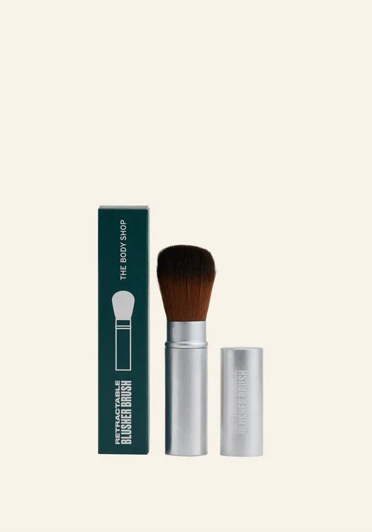 RETRACTABLE BLUSHER BRUSH